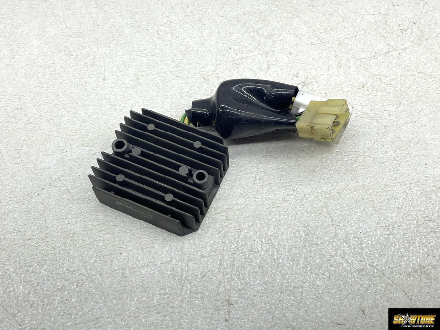 00-01 HONDA RVT1000R RC51 SP1 RECTIFIER VOLTAGE REGULATOR