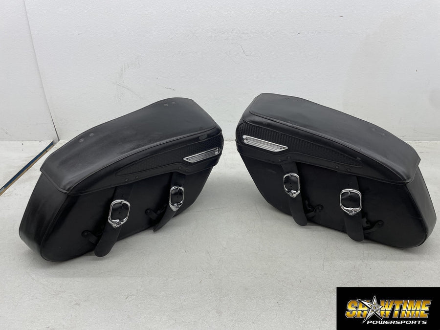 07-11 HARLEY-DAVIDSON ROAD KING CLASSIC FLHRC LEATHER SADDLEBAGS STORAGE PAIR
