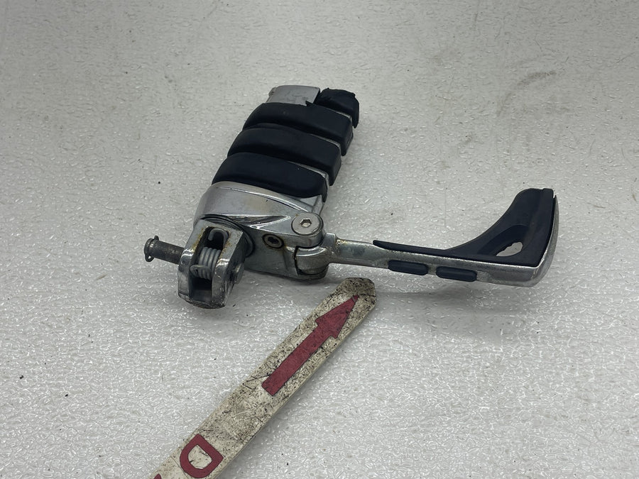 2012 SUZUKI BOULEVARD M109R FRONT FOOT RESTS PEGS STEPS SET PAIR