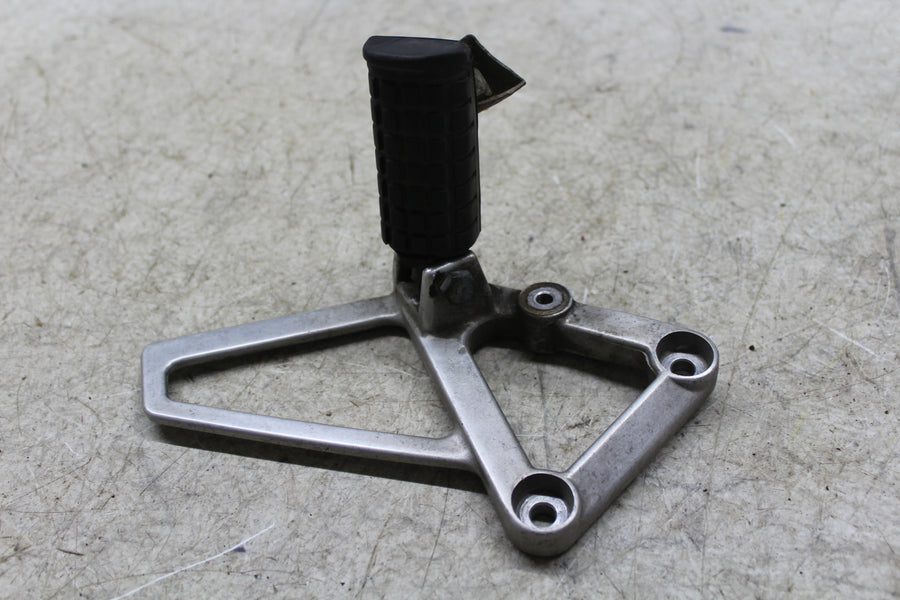 1987 HONDA CBR600F LEFT FRONT BRACKET PEG FITS 87-90