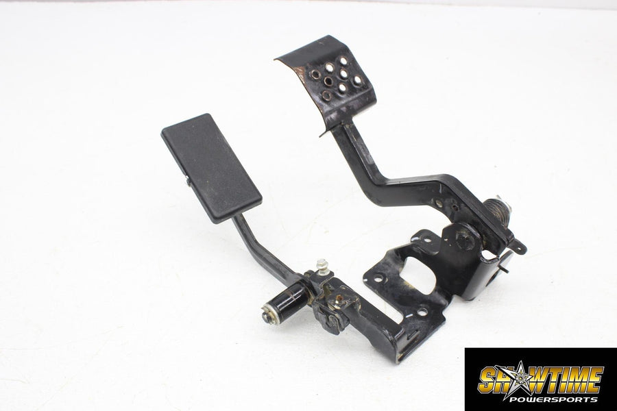 15-22 CF-MOTO ZFORCE 800 EX EPS GAS ACCELERATION BRAKE PEDALS ASSEMBLY