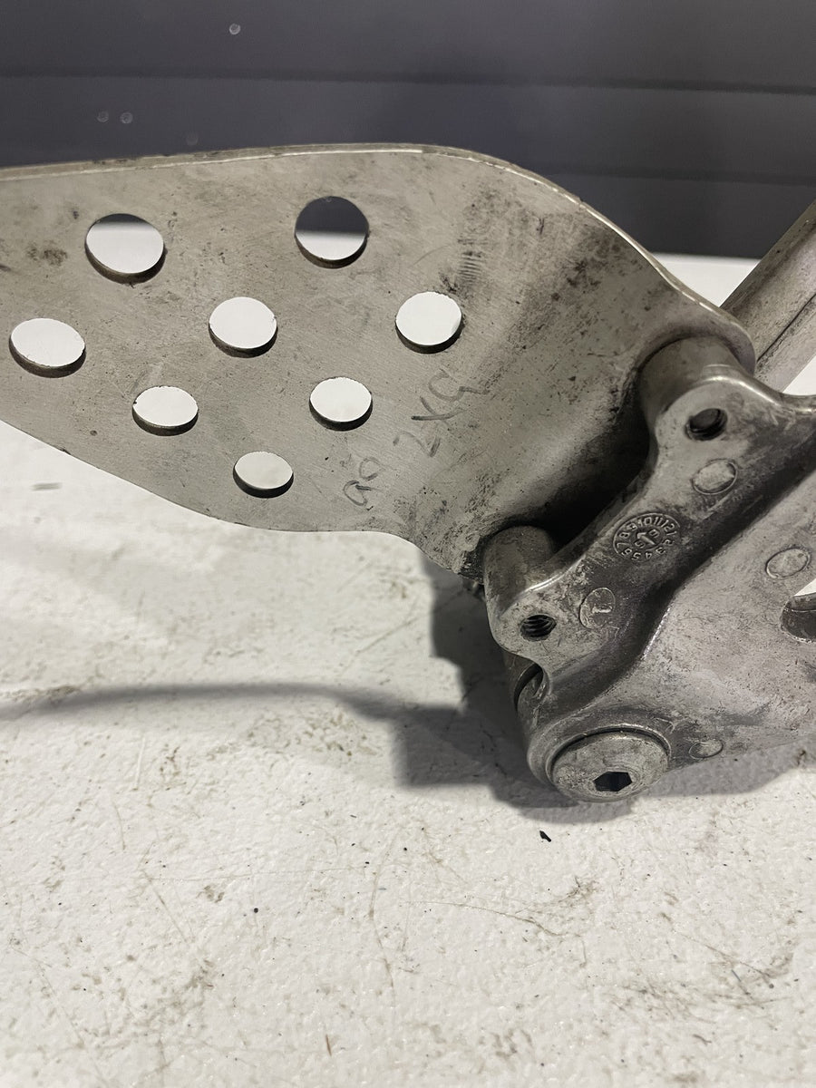 98-99 KAWASAKI NINJA ZX9R LEFT REARSET REAR SET FOOT PEG W SHIFTER
