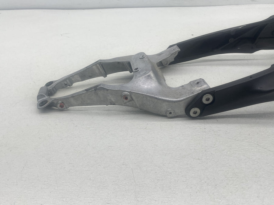 11-15 KAWASAKI NINJA ZX10R REAR SUBFRAME BACK SUB FRAME STRAIGHT