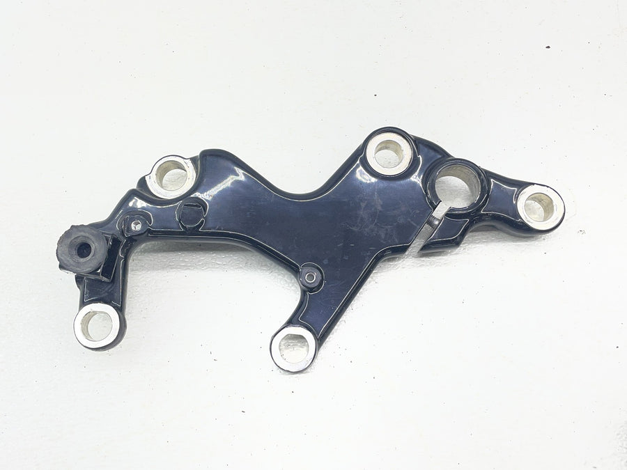 23-25 HARLEY-DAVIDSON NIGHTSTER RH975S LEFT RIGHT  FRAME COVER SUPPORT BRACKETS