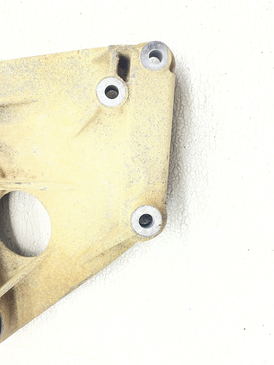 20 CAN-AM MAVERICK X3 DS TURBO MOTOR ENGINE TRANSMISSION MOUNT STAY BRACKET