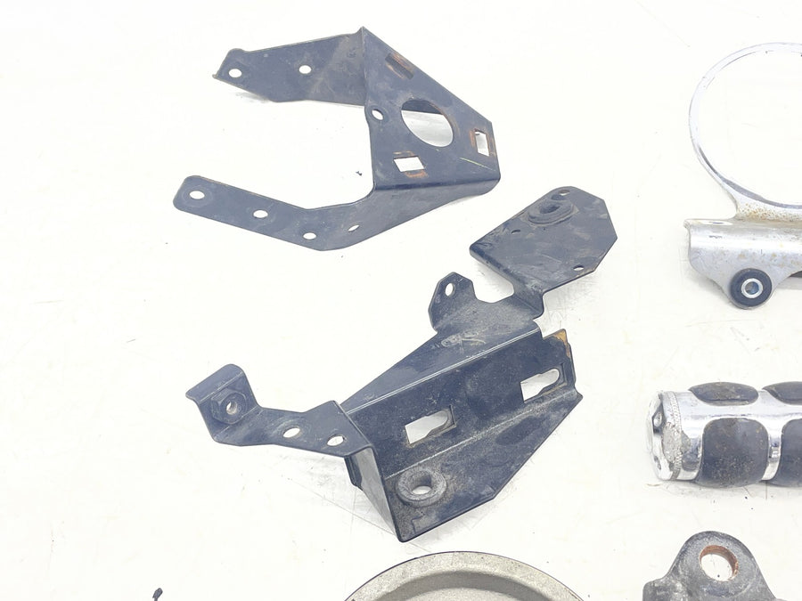 04-06 VICTORY KINGPIN PARTS HARDWARE GAUGE MOUNT BRACKET HORN LINKAGE