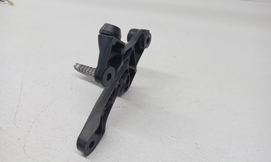 06-11 KAWASAKI NINJA ZX14 LEFT REAR BACK PASSENGER PEG