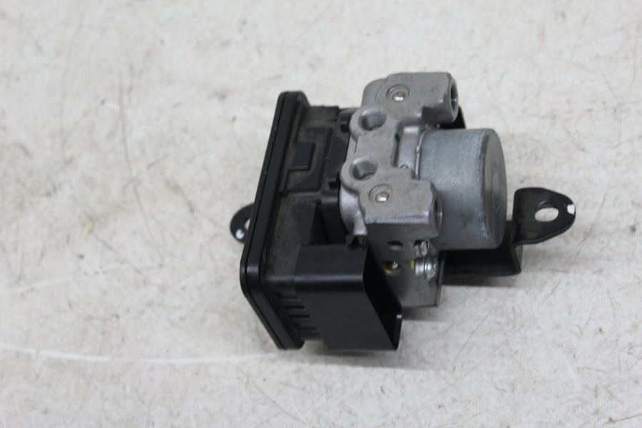 13-17 KAWASAKI NINJA 300 EX300 ABS PUMP UNIT MODULE