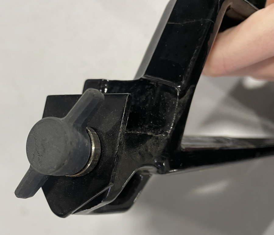 KG ENGINEERING UNIVERSAL MOTORCYCLE BACKREST FRAME