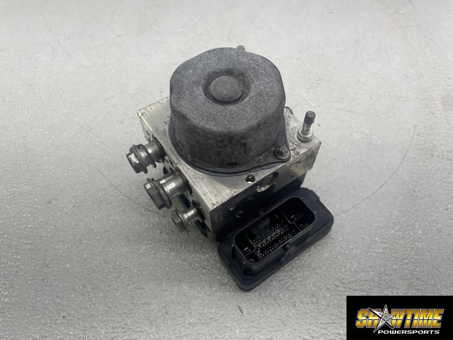 17-19 HARLEY-DAVIDSON ELECTRA GLIDE ULTRA CLASSIC FLHTCU ABS PUMP UNIT MODULE