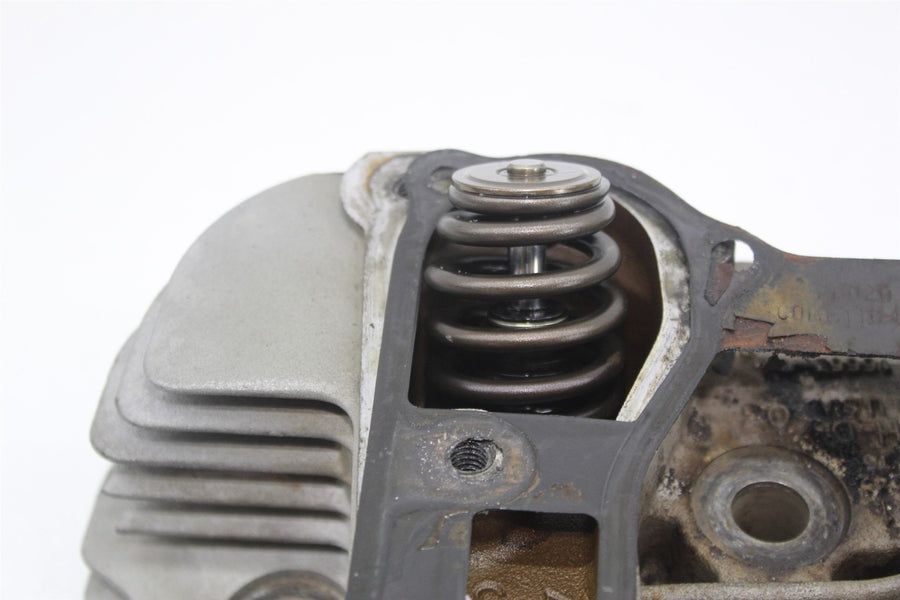 04-06 HARLEY DAVIDSON SPORTSTER XL883 ENGINE MOTOR Front CYLINDER HEAD (READ)