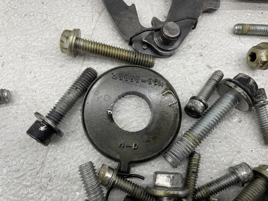 07-11 HARLEY-DAVIDSON ROAD KING CLASSIC TWIN CAM 96CI ENGINE PARTS HARDWARE LOT