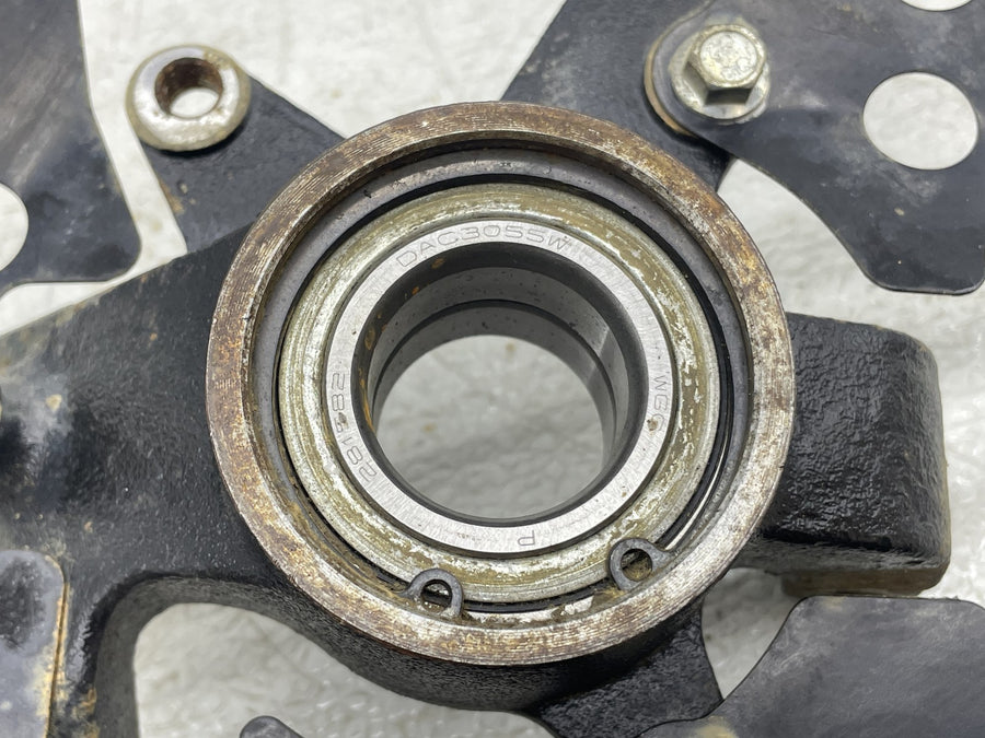 16-26 CF-MOTO CFORCE 400 400S FRONT RIGHT STEERING KNUCKLE SPINDLE