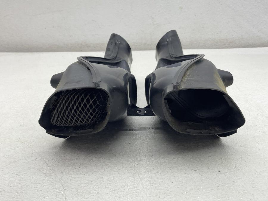 04-05 SUZUKI GSXR750 RIGHT LEFT AIR INTAKE DUCTS 94402-29G00