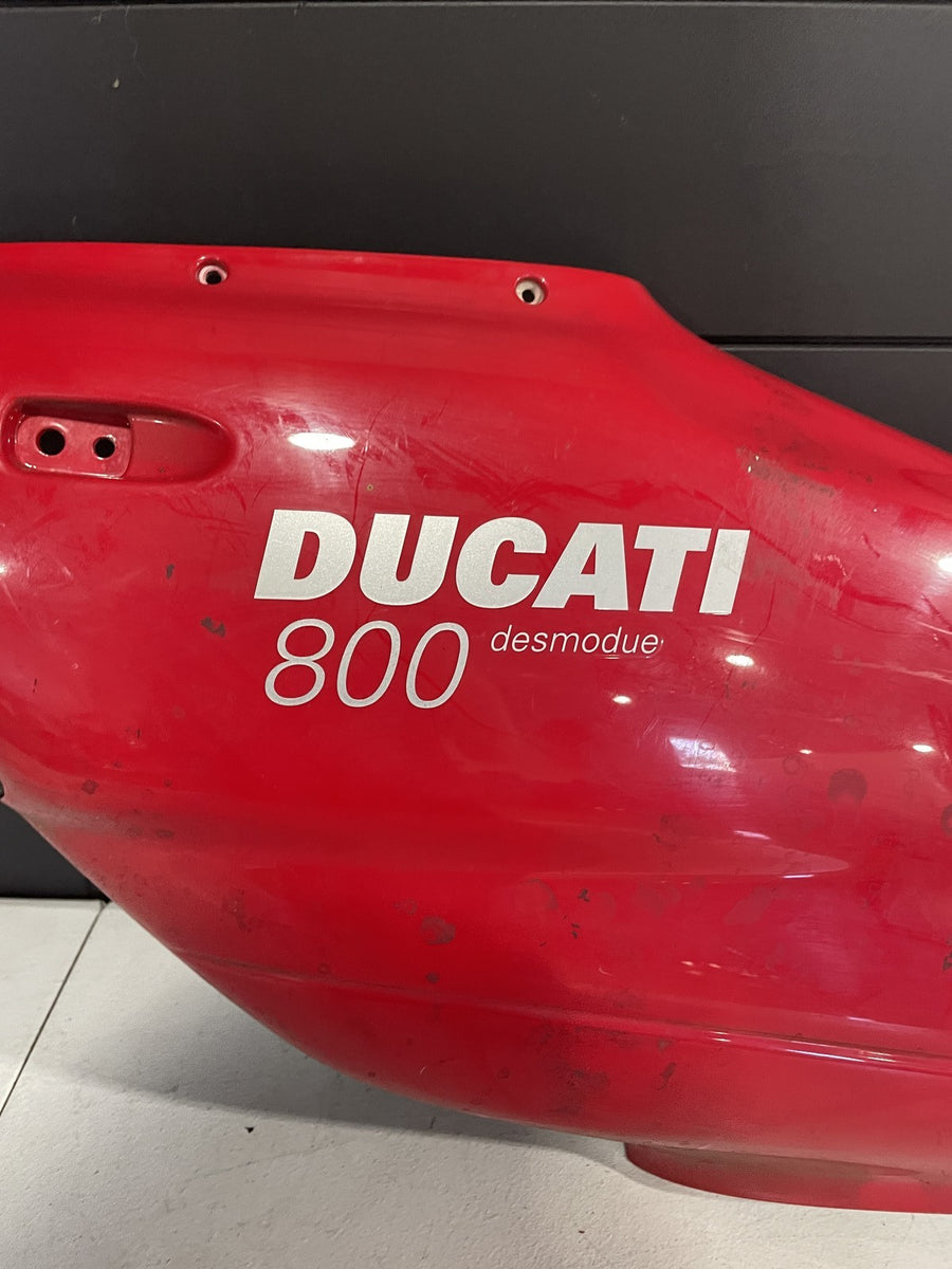 03-07 DUCATI SUPERSPORT 800 LEFT FRONT UPPER MID SIDE FAIRING COWL PLASTIC