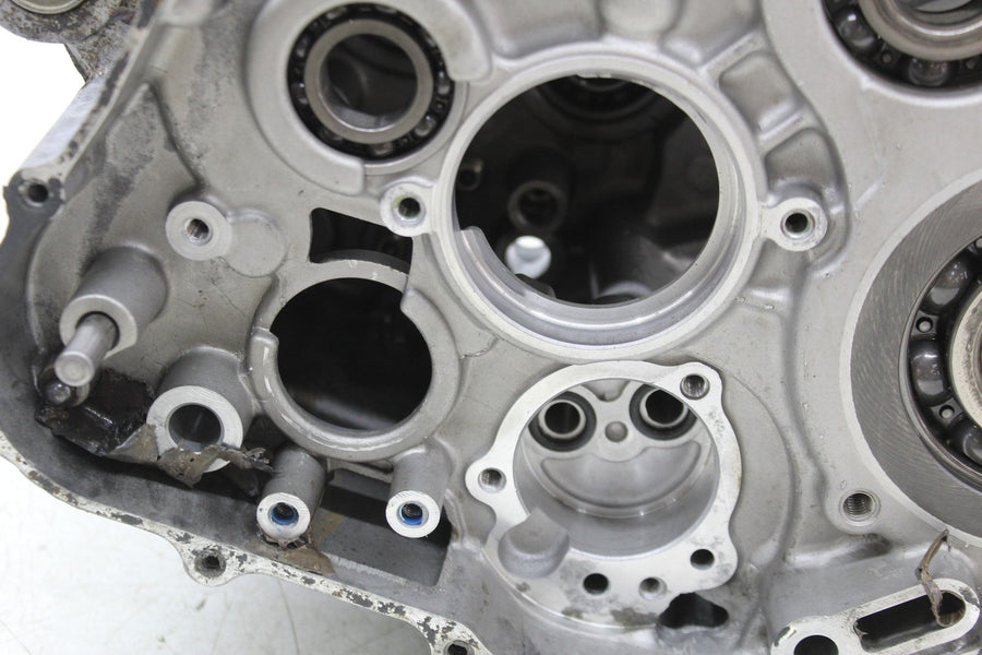 01-05 YAMAHA RAPTOR 660 YFM660 ENGINE MOTOR CRANKCASE CRANK CASES BLOCK (READ)