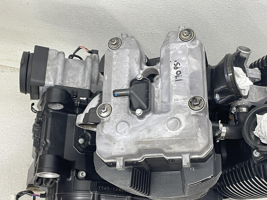 06-11 SUZUKI BOULEVARD M109R VZR1800 COMPLETE ENGINE MOTOR RUNS CLEAN NICE! 11K