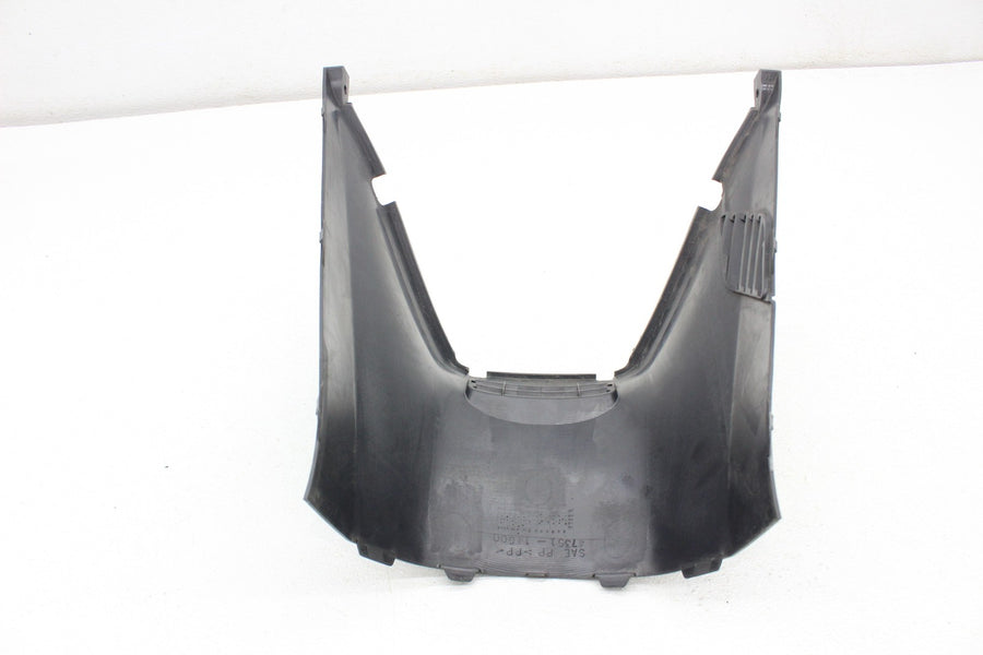 03-06 SUZUKI BURGMAN 400 AN400 FRONT CENTER FRAME COVER FAIRING PANEL