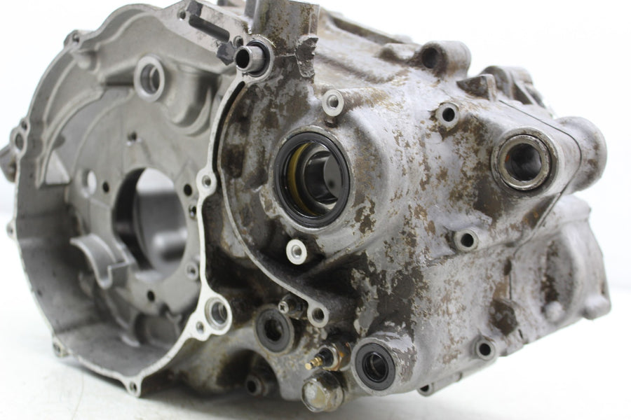 01-05 YAMAHA RAPTOR 660 YFM660 ENGINE MOTOR CRANKCASE CRANK CASES BLOCK (READ)
