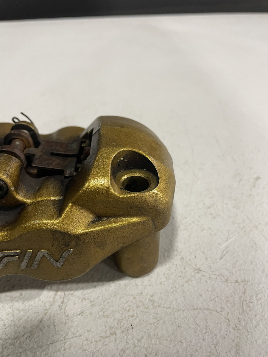 2006 TRIUMPH SPEED TRIPLE 1050 RIGHT LEFT FRONT BRAKE CALIPER SET PAIR CALIPERS