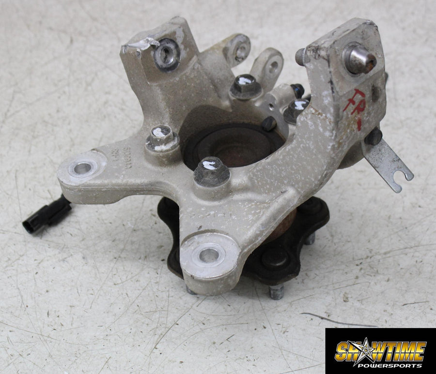 19 POLARIS SLINGSHOT SL FRONT RIGHT STEERING KNUCKLE SPINDLE HUB