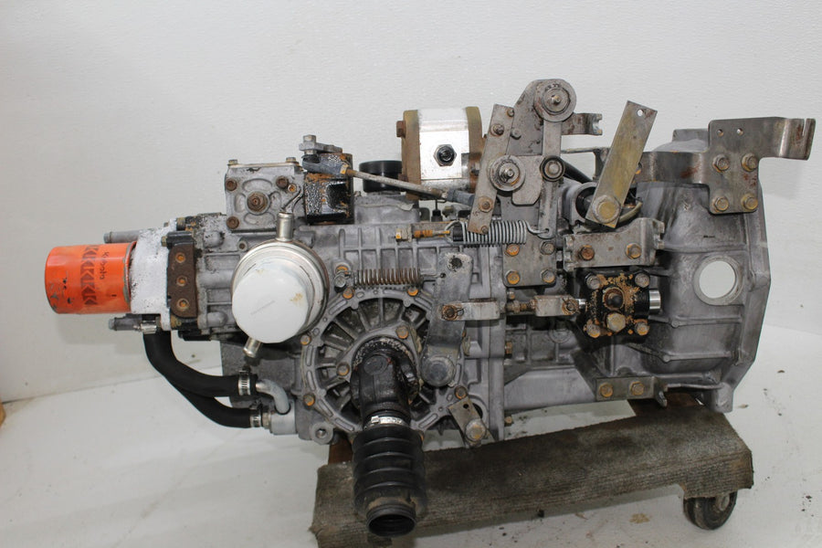 04-10 KUBOTA RTV900 ENGINE MOTOR TRANSMISSION 3,627 HOURS
