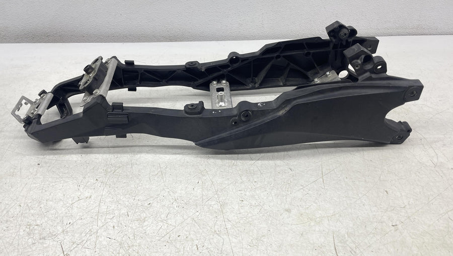 11-26 SUZUKI GSXR600 GSXR750 REAR SUBFRAME SUB FRAME STRAIGHT 41221-14J00-YUG