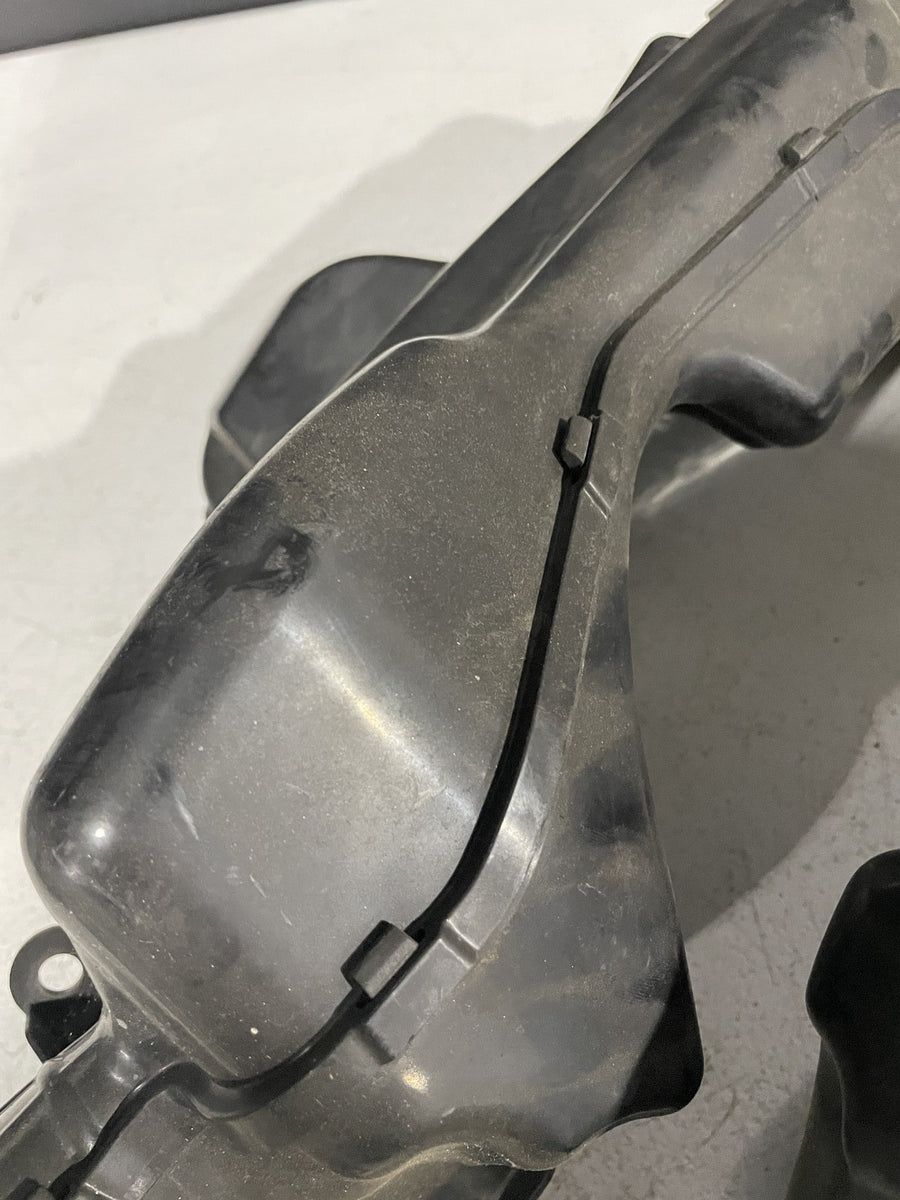 07-08 SUZUKI GSXR1000 LEFT RIGHT RAM AIR INTAKE TUBE DUCTS