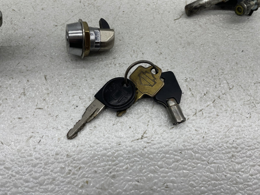 89-91 HARLEY-DAVIDSON ELECTRA GLIDE CLASSIC FLHTC IGNITION LOCK KEY SET
