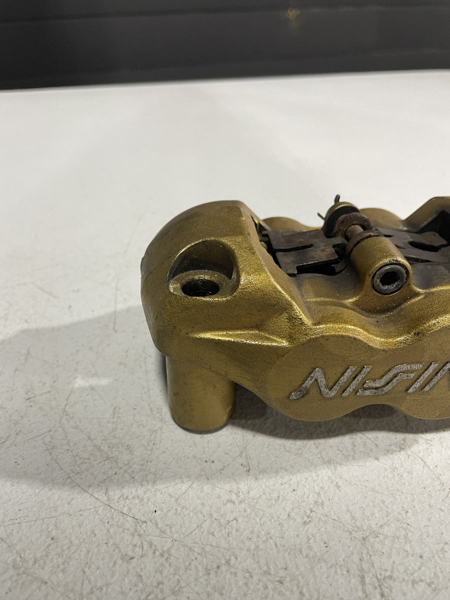 2006 TRIUMPH SPEED TRIPLE 1050 RIGHT LEFT FRONT BRAKE CALIPER SET PAIR CALIPERS
