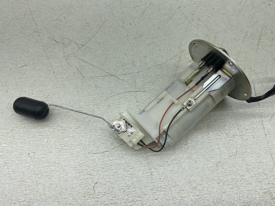 15-21 KAWASAKI VERSYS 650 KLE650 FUEL PUMP GAS PETROL SENDER UNIT 49040-0737