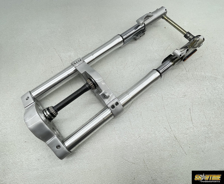 04-06 VICTORY KINGPIN FRONT FORKS SHOCK SUSPENSION TRIPLE TREE STRAIGHT