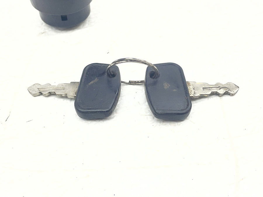 04-10 KUBOTA RTV900 IGNITION W/ KEY
