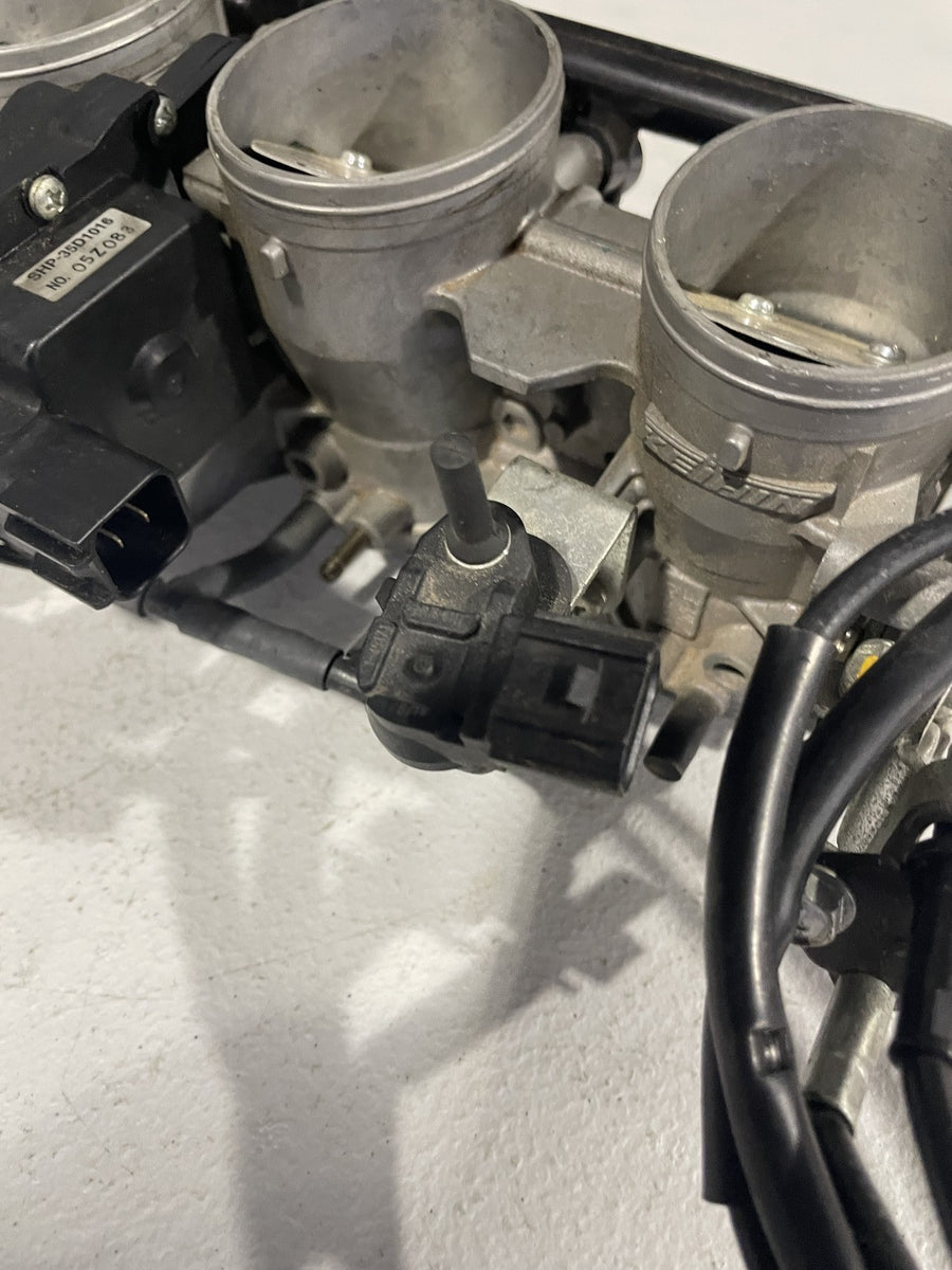 07-08 KAWASAKI NINJA ZX6R THROTTLE BODY BODIES FUEL INJECTORS TPS STVA