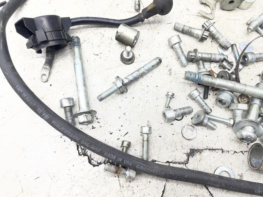 06-07 HARLEY-DAVIDSON STREET ROD VRSCR PARTS HARDWARE LOT
