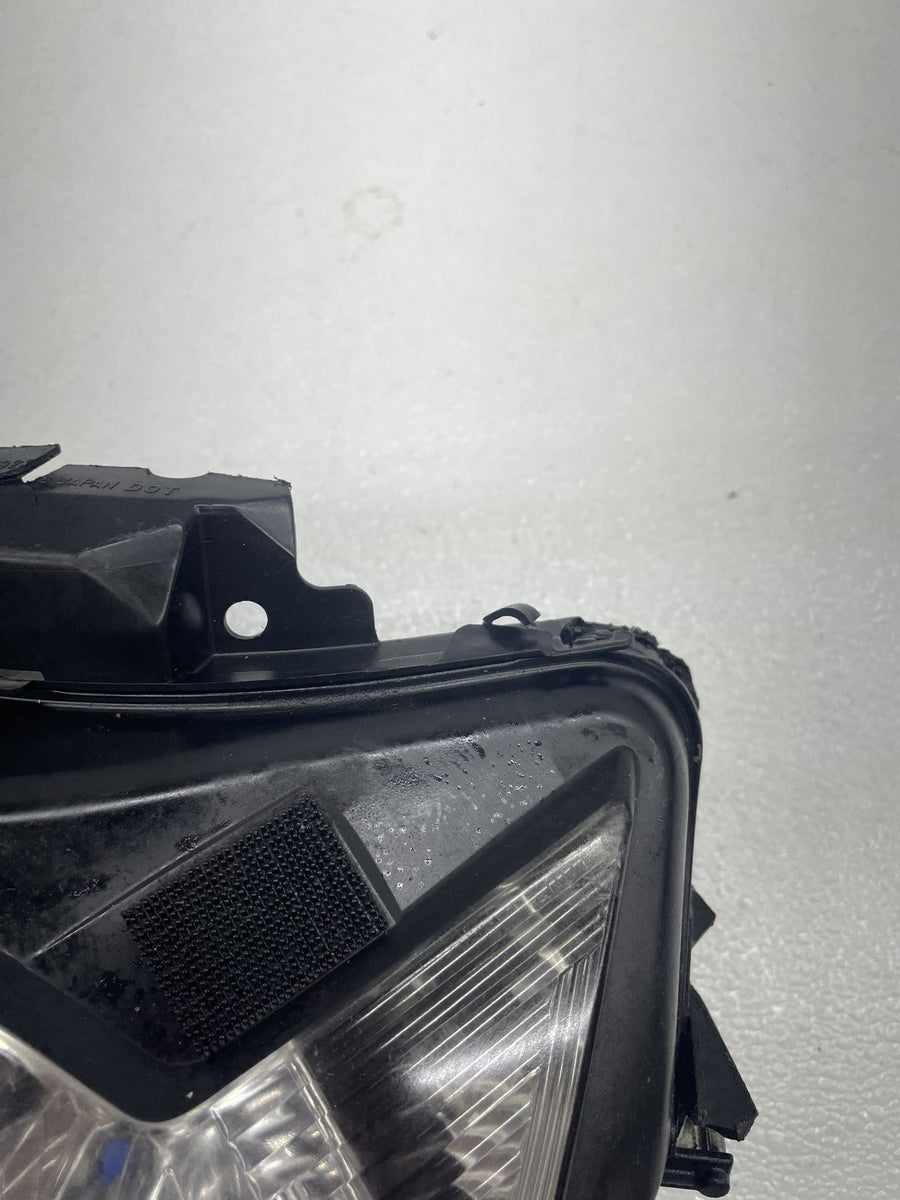 11-26 SUZUKI GSXR 600 750 FRONT HEADLIGHT HEAD LIGHT LAMP 35100-14J31-999