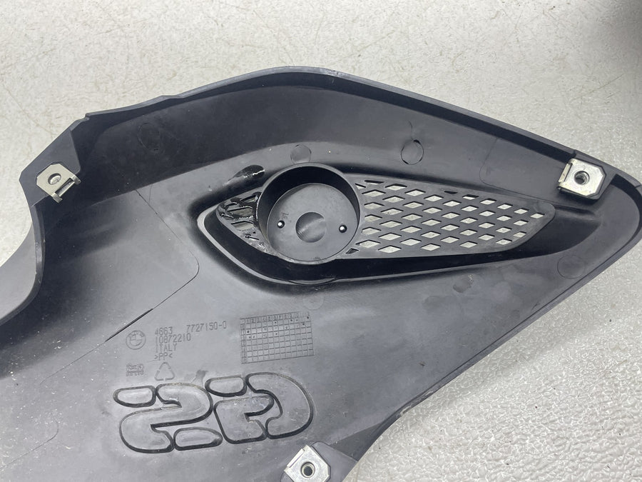 11-15 BMW G650 GS G650GS FRONT RIGHT SIDE TANK COVER PANEL COWL FAIRING