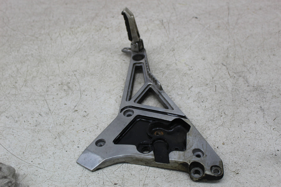 86-87 YAMAHA FJ1200 LEFT RIGHT REAR BACK PASSENGER PEG SET PAIR MOUNT