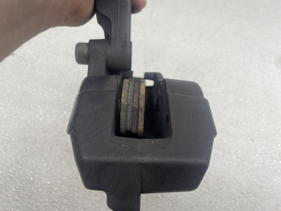 07-11 HARLEY-DAVIDSON ELECTRA GLIDE CLASSIC FLHTC REAR BACK BRAKE CALIPER