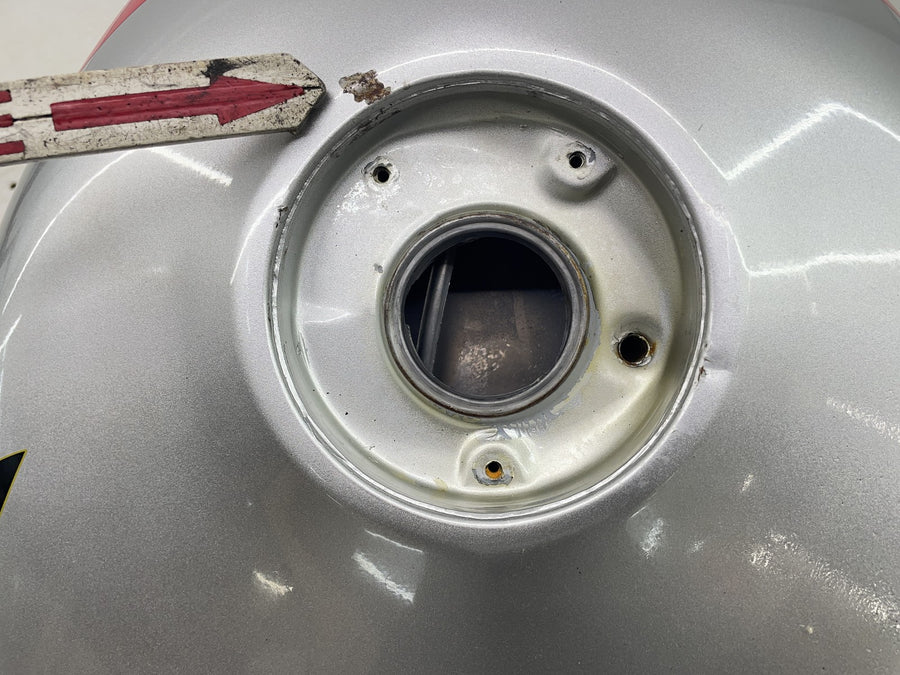 00-01 HONDA RVT1000R RC51 SP1 GAS TANK FUEL CELL PETROL RESERVOIR