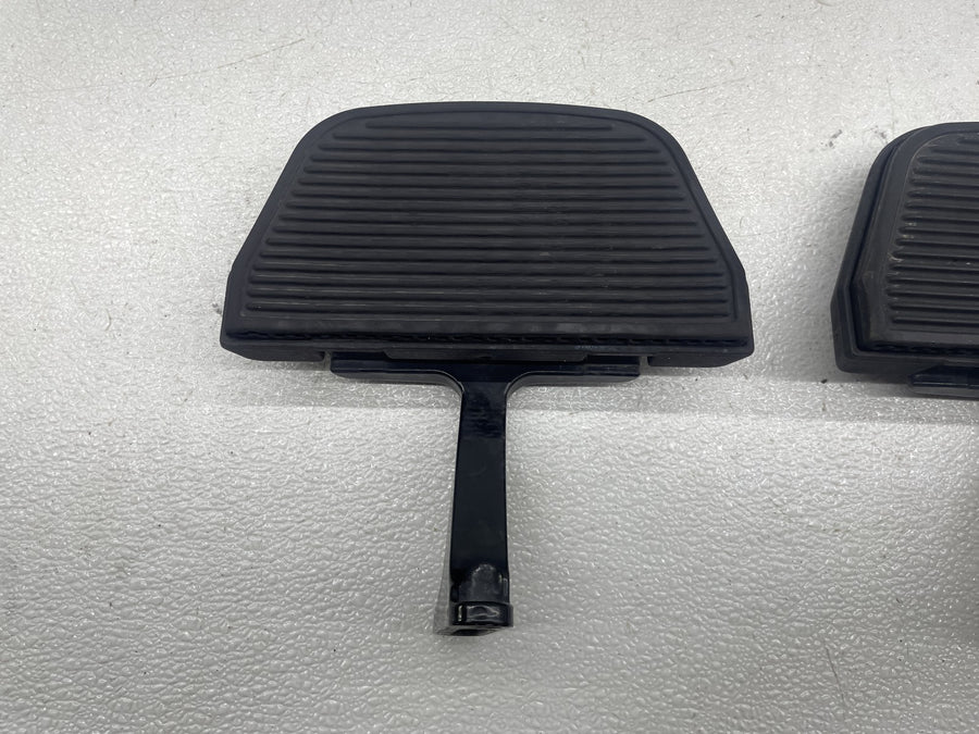 17-23 HARLEY-DAVIDSON ROAD GLIDE SPECIAL FLTRXS REAR PASSENGER FLOORBOARDS PAIR