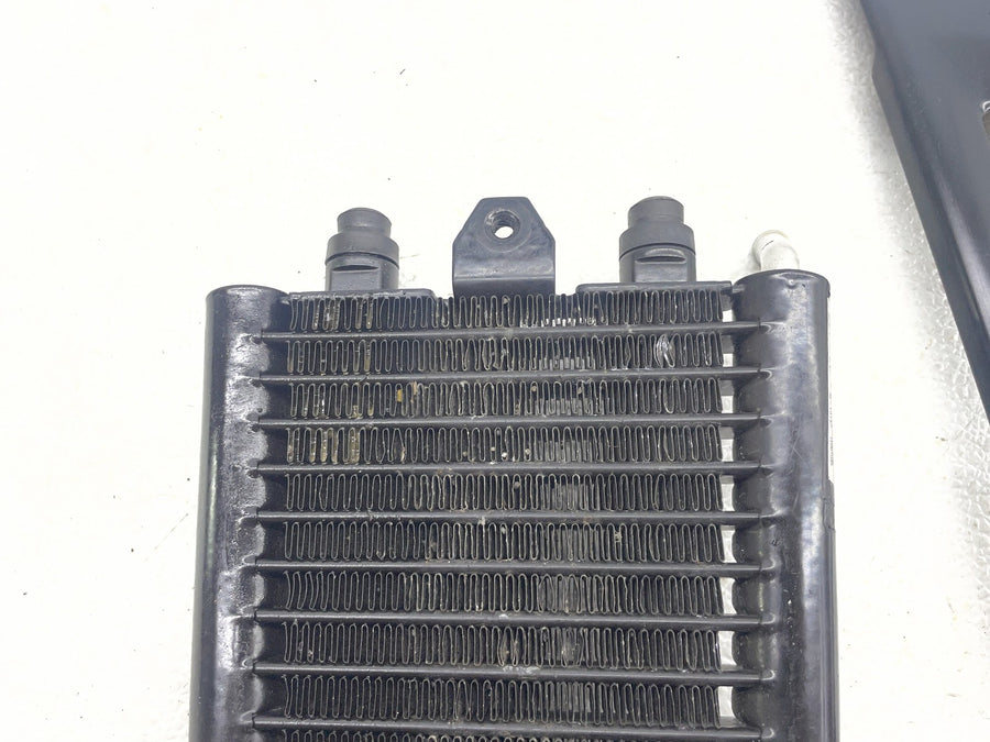 18-23 HARLEY-DAVIDSON STREET BOB ENGINE MOTOR OIL COOLER W/ COVER