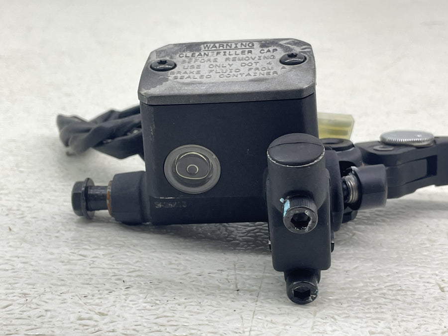 15-18 DUCATI SCRAMBLER 800 FRONT BRAKE MASTER CYLINDER W/ LEVER