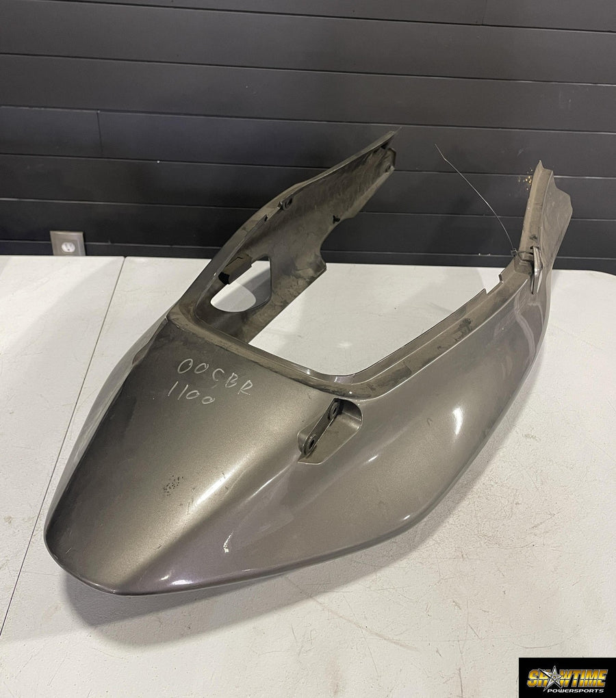 97-03 HONDA CBR1100XX CENTER REAR BACK TAIL FAIRING COWL