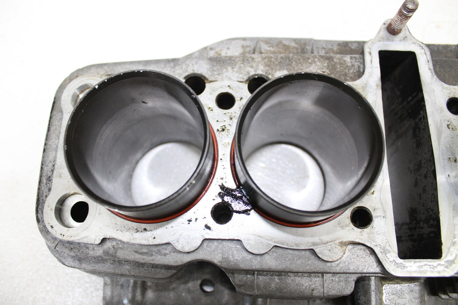 1988 YAMAHA FZ600 ENGINE MOTOR PISTON CYLINDER