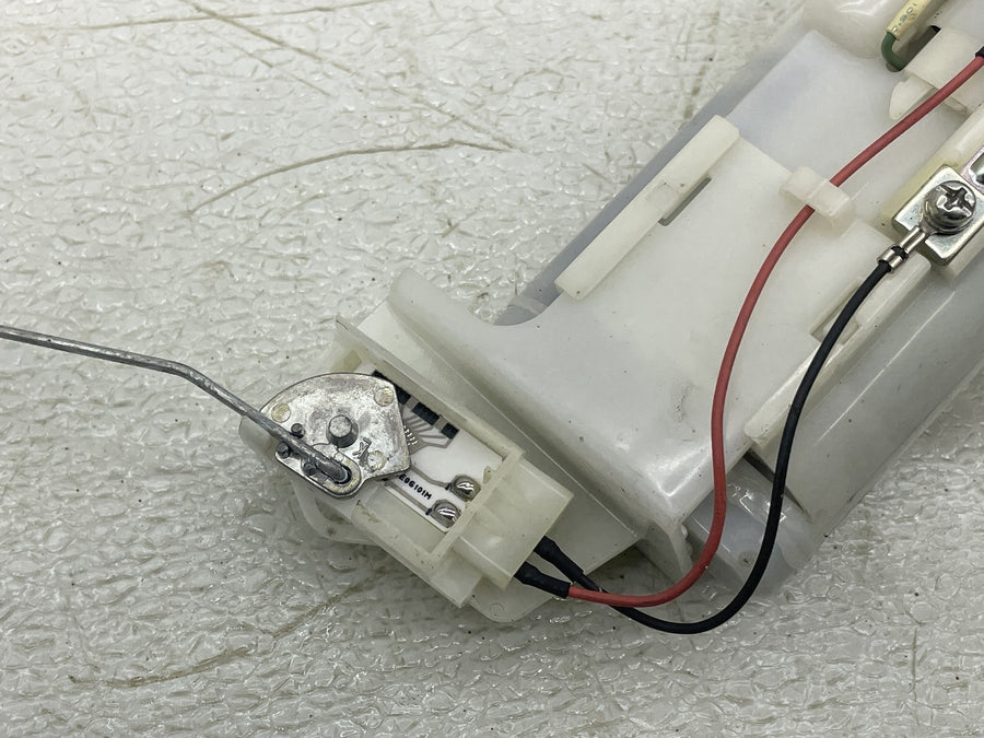 15-21 KAWASAKI VERSYS 650 KLE650 FUEL PUMP GAS PETROL SENDER UNIT 49040-0737