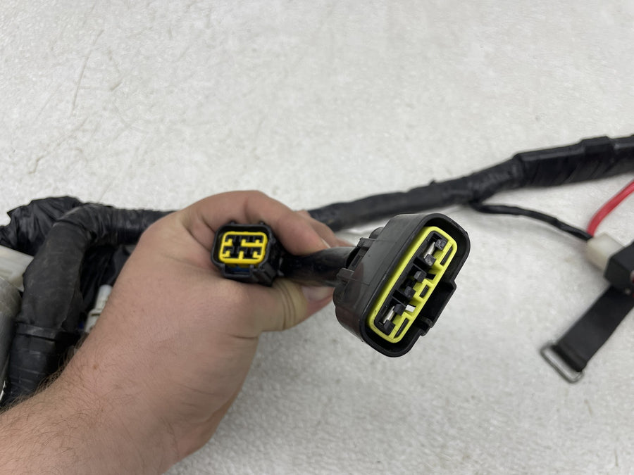 06-15 YAMAHA FZ1 MAIN ENGINE WIRING HARNESS MOTOR WIRE LOOM