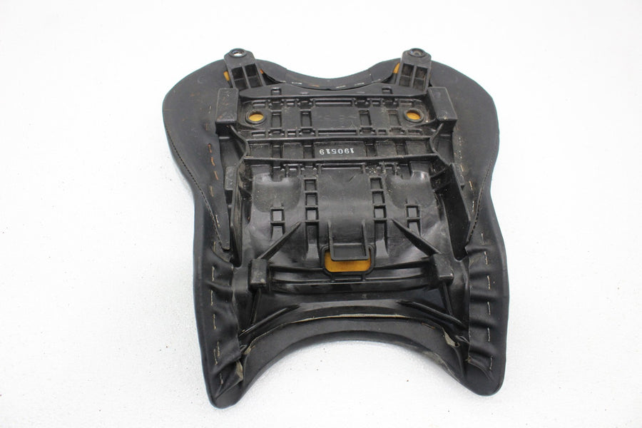 06-07 YAMAHA YZF R6  FRONT REAR BACK PASSENGER TANDEM SEAT PAD SADDLE PILLION