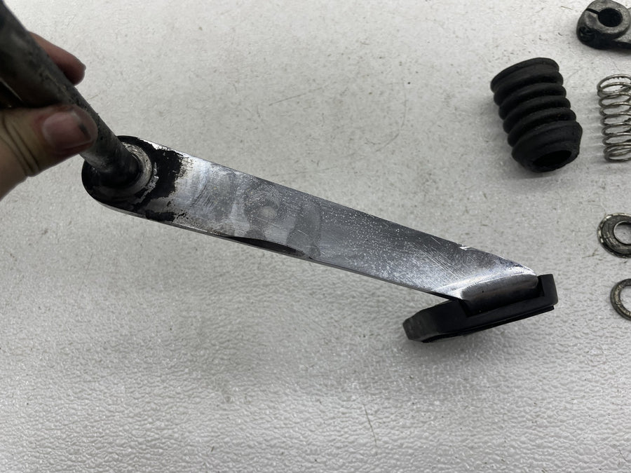 89-91 HARLEY-DAVIDSON ELECTRA GLIDE CLASSIC FLHTC BRAKE PEDAL W/ LINKAGE