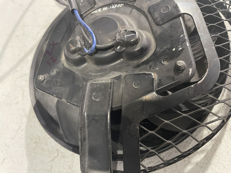 02-05 KAWASAKI NINJA ZX12R RIGHT ENGINE RADIATOR COOLING FAN MOTOR
